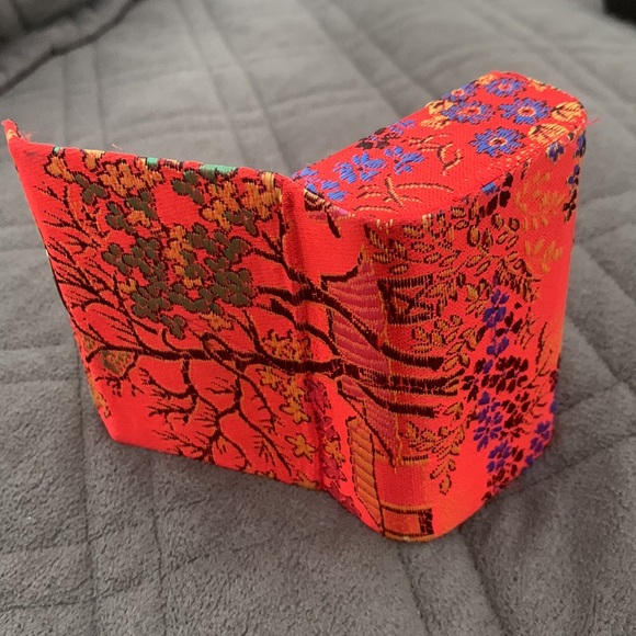 Vintage Asian Floral Lipstick Case with Mirror - Picture 8 of 12